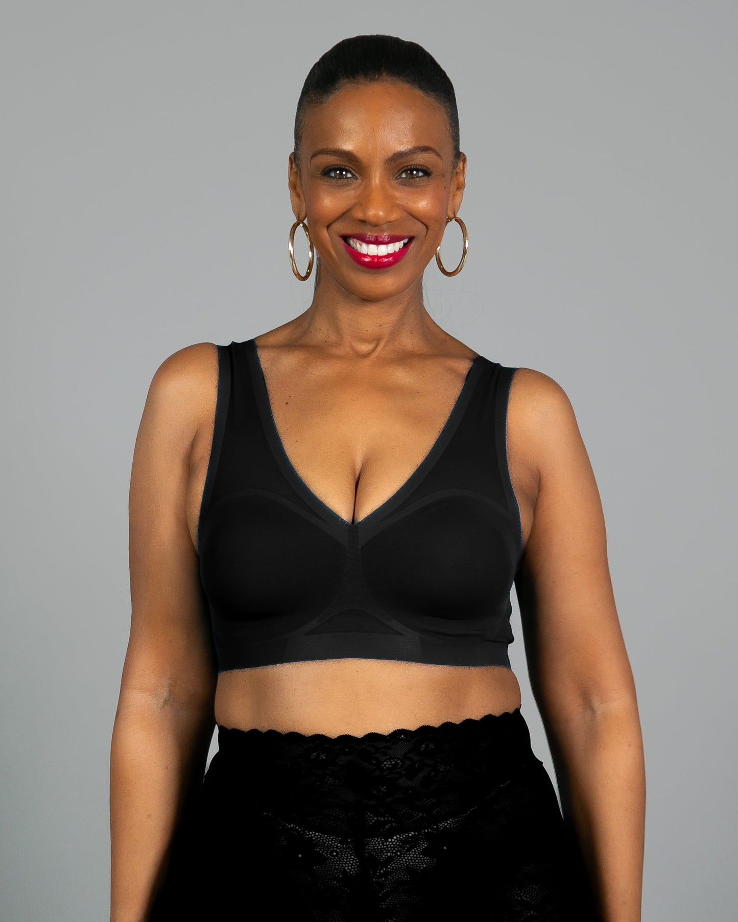 Invisible Edge Double Bonded Mesh Bra with Removable Pads