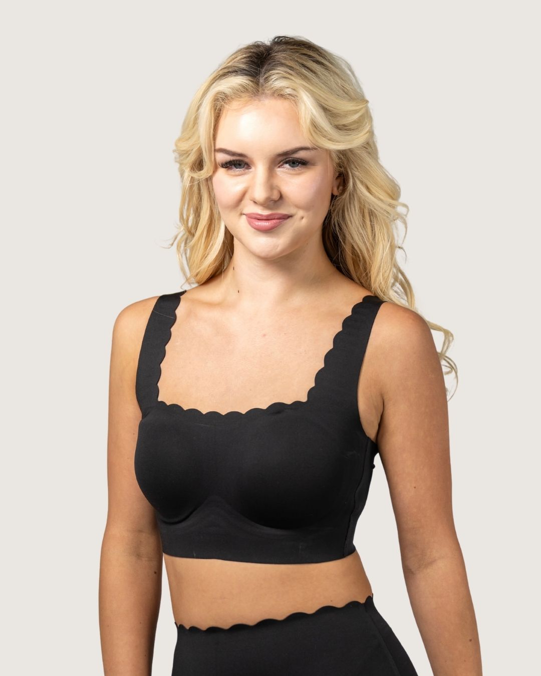 Square Neck Scalloped Jelly Gel Bra