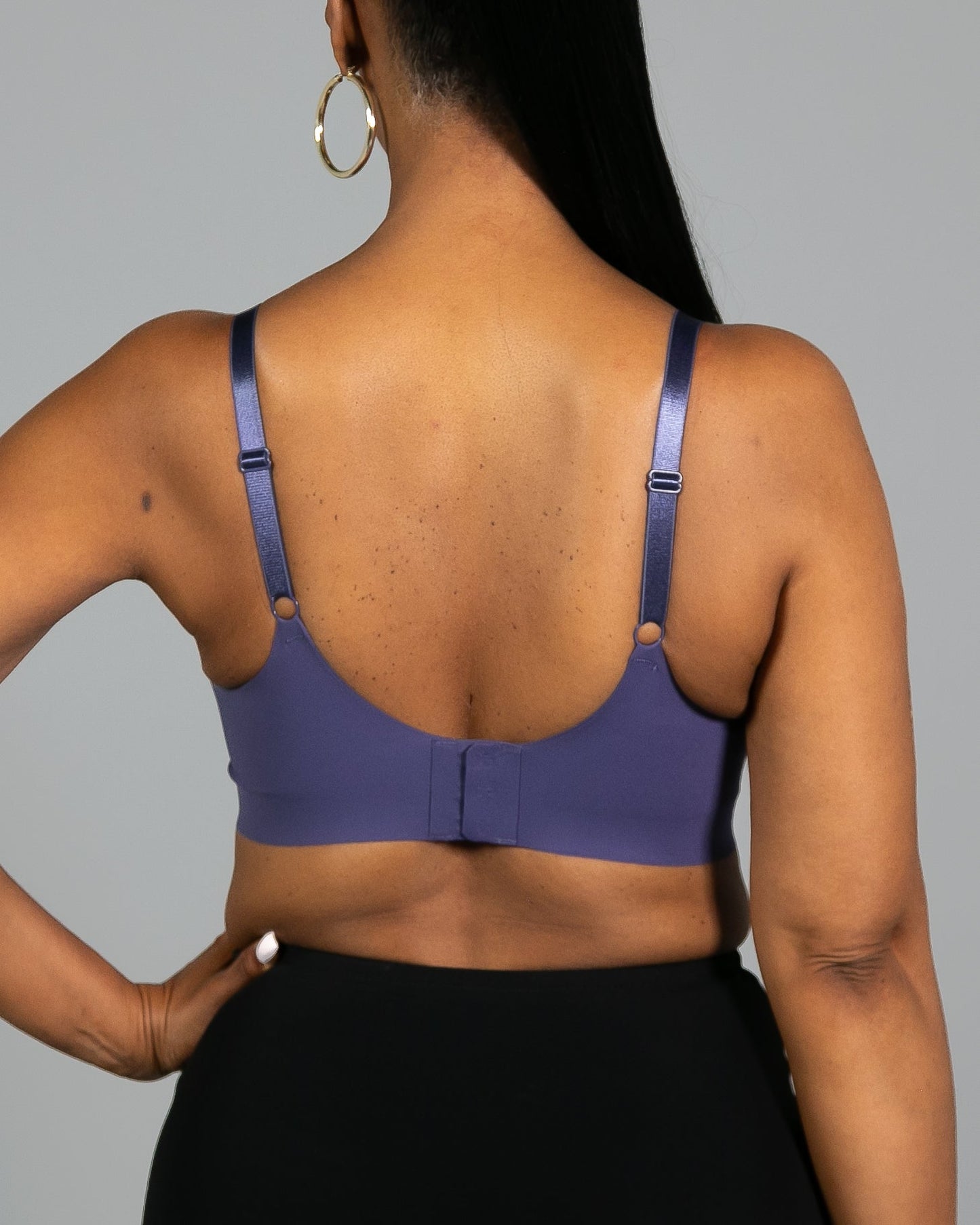 Invisible Edge Scalloped Neckline Bra