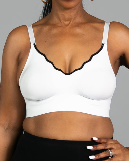 Invisible Edge Scalloped Neckline Bra