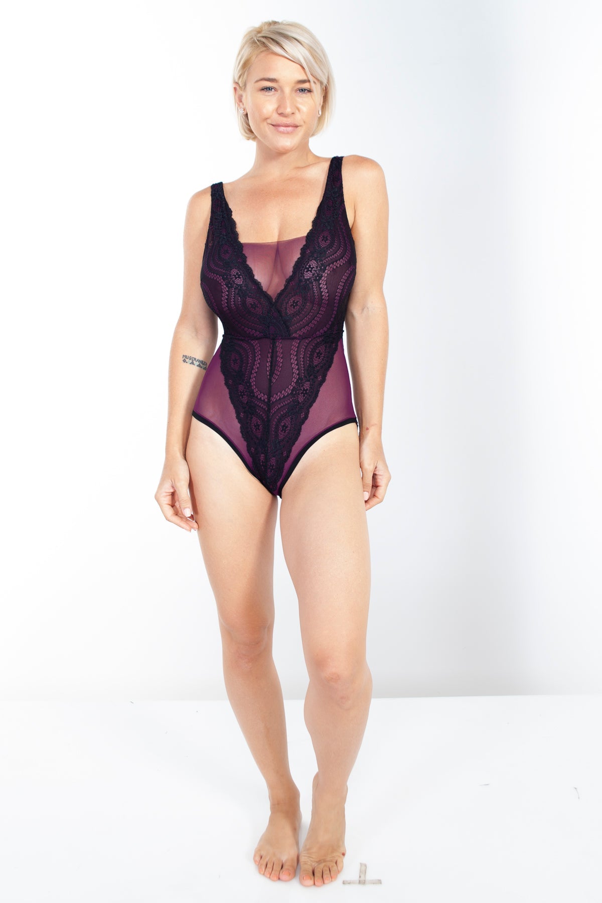 Up All Night Lace Bodysuit_Rhonda_Shear_5